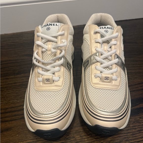 CHANEL Cream & Beige CC Logo Mesh Leather Sneakers - Picture 4 of 14